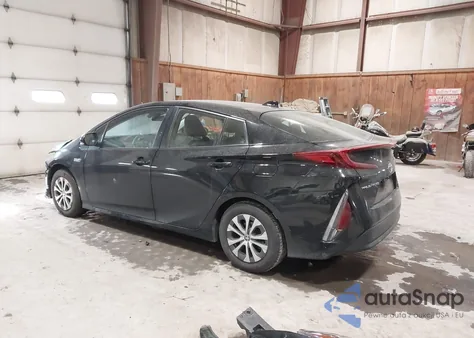 2021 Toyota Prius Prime Le из США, поврежденный, VIN JTDKAMFP9M3185493